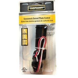 NWT Defiant Gooseneck Swivel Photo Control 325 079 lights on at dusk off at dawn